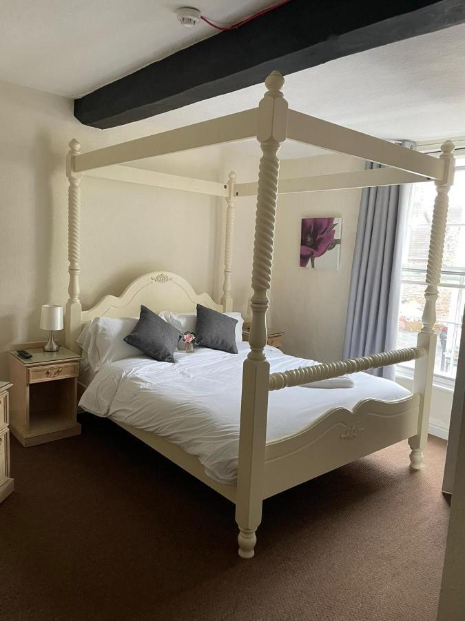 Courtyard Rooms 布里奇诺斯 外观 照片