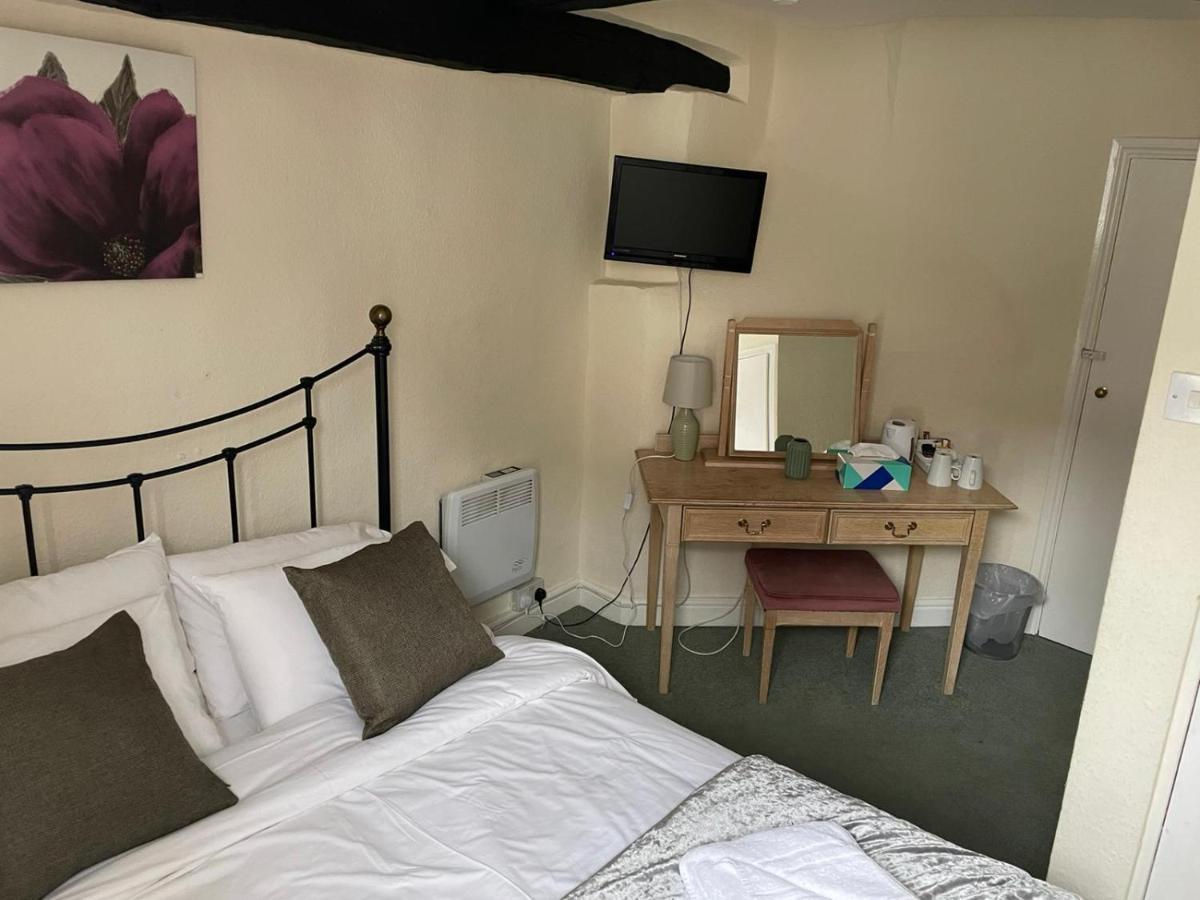 Courtyard Rooms 布里奇诺斯 外观 照片